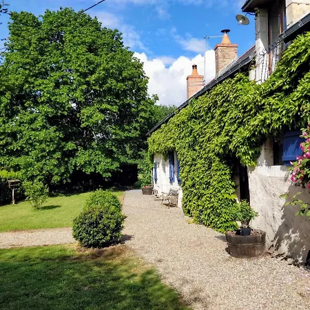 Holiday home Traditional Longere At La Fortinerie *